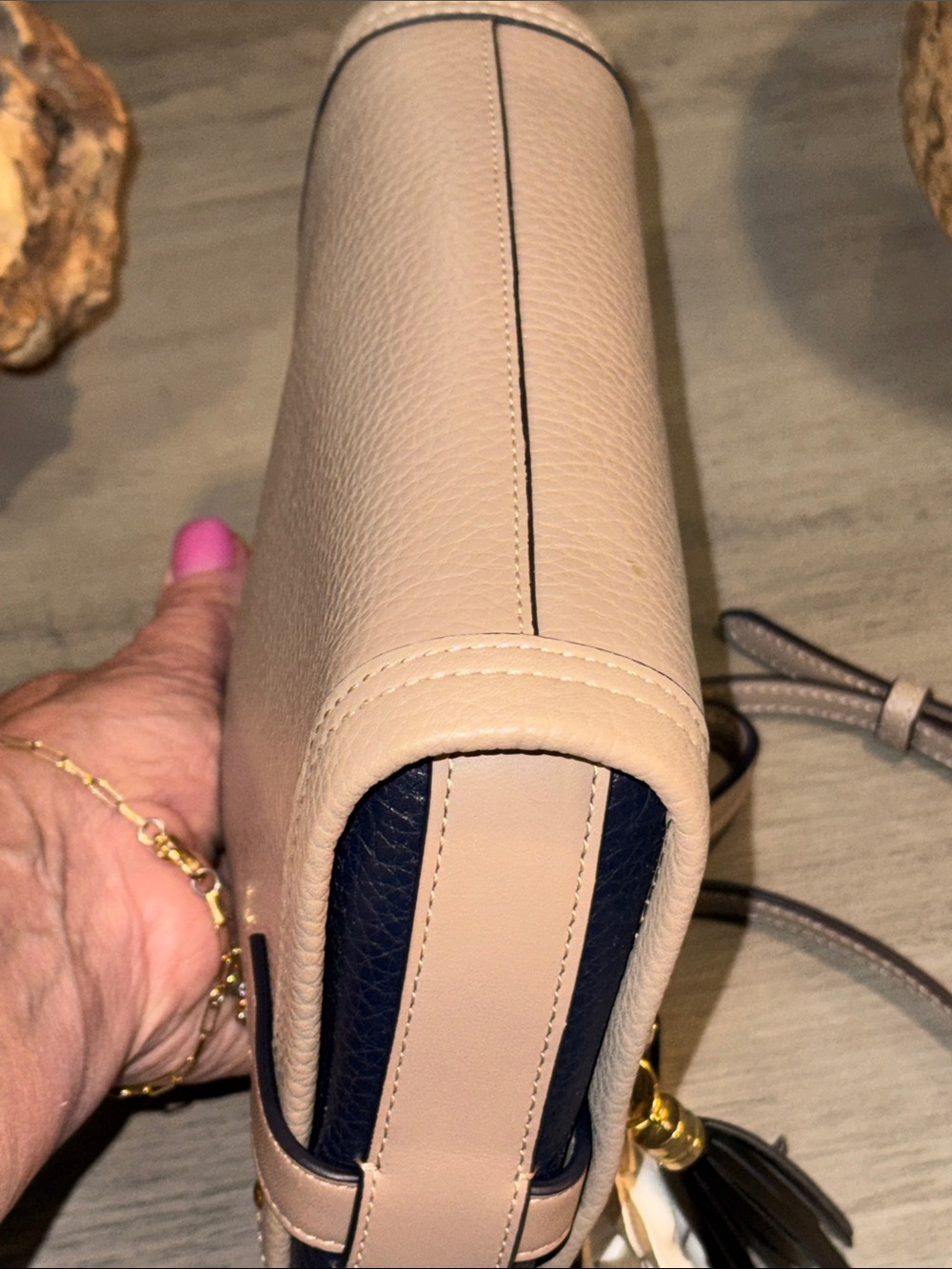 Coach Swagger Beige and Olive Green Leather Crossbody w/ tag & Floral Charm - Picture 10 of 10
